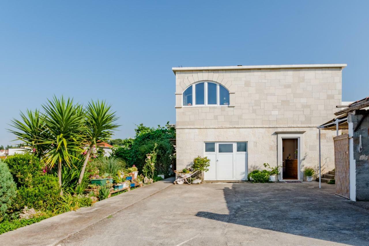 Studio Vijad Sutivan Exterior foto